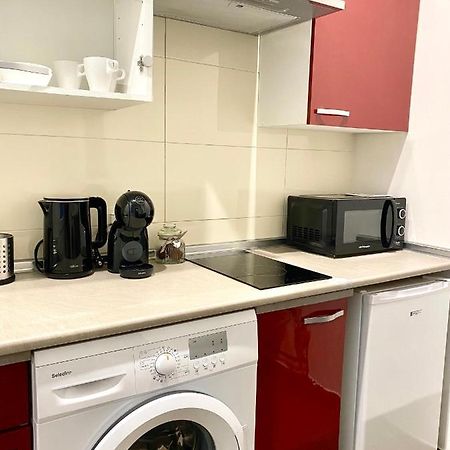 Apartamentos Fuencarral Madrid Ngoại thất bức ảnh