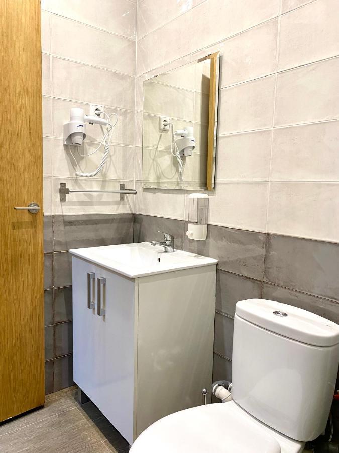 Apartamentos Fuencarral Madrid Ngoại thất bức ảnh