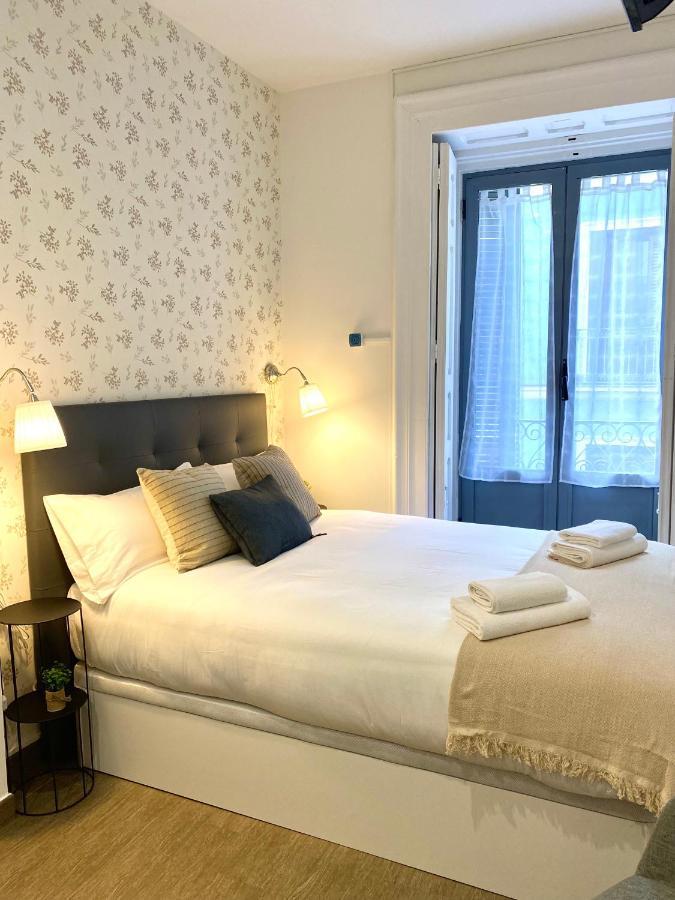 Apartamentos Fuencarral Madrid Ngoại thất bức ảnh